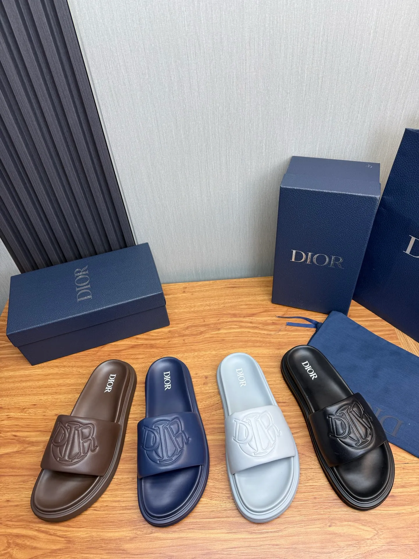Men's shoes 280💰 Dior. Men's slippers🩴Official website 1:1 production 38-45 yards 45 46 🉑️Customized original material shipped✅